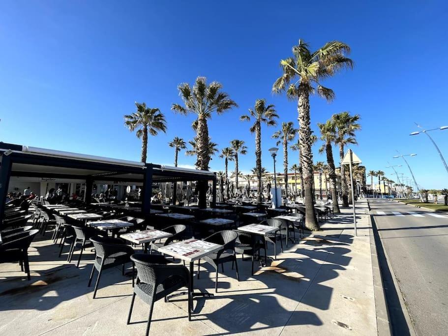 St-Pierre-La-Mer, Bel Appartement A Dans Residence Avec Piscine Et Tennis Entre 5 Et 10 Min De La Plage فلوري المظهر الخارجي الصورة