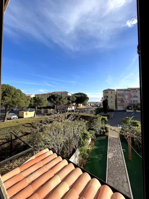 St-Pierre-La-Mer, Bel Appartement A Dans Residence Avec Piscine Et Tennis Entre 5 Et 10 Min De La Plage فلوري المظهر الخارجي الصورة